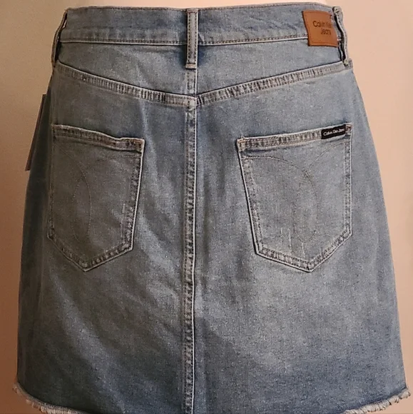 NWOT Calvin Klein blue jean skirt size 30 - Picture 7 of 13